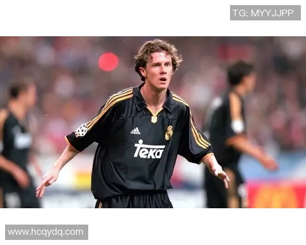 巴萨发布本赛季第四套球衣：留念20年前的今日客场3-0皇马